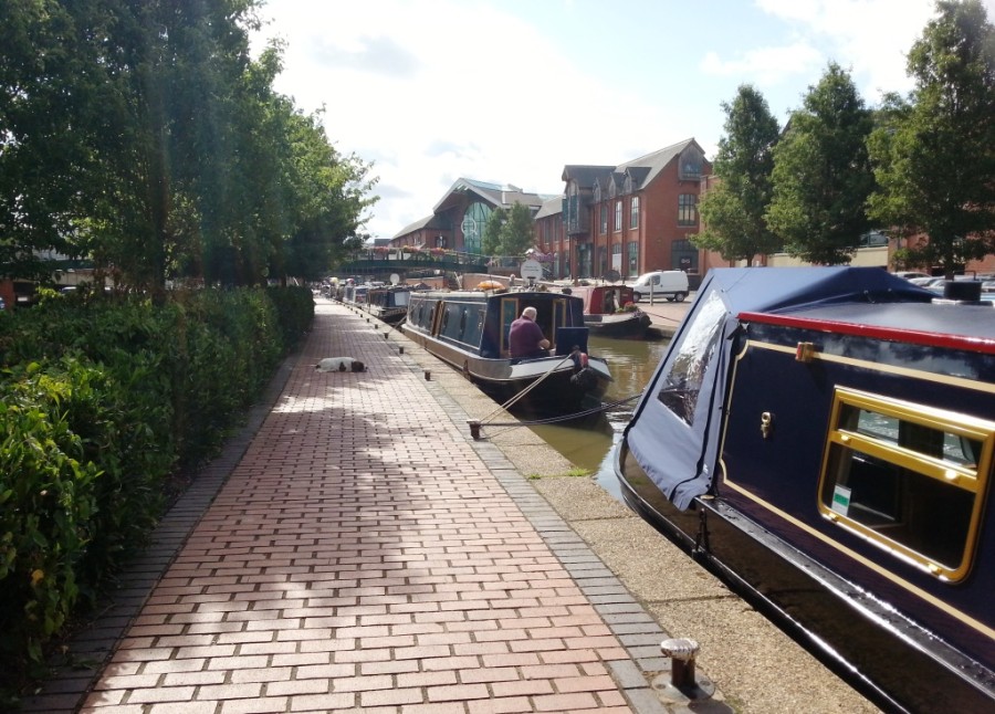 canal boat moorings