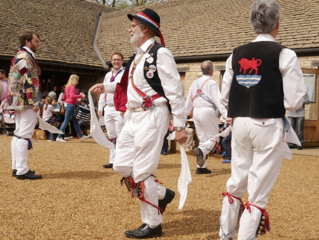 Oxfordshire morris dancers