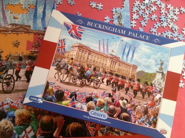 The jigsaw puzzle bug - Gibsons Buckingham Palace puzzle