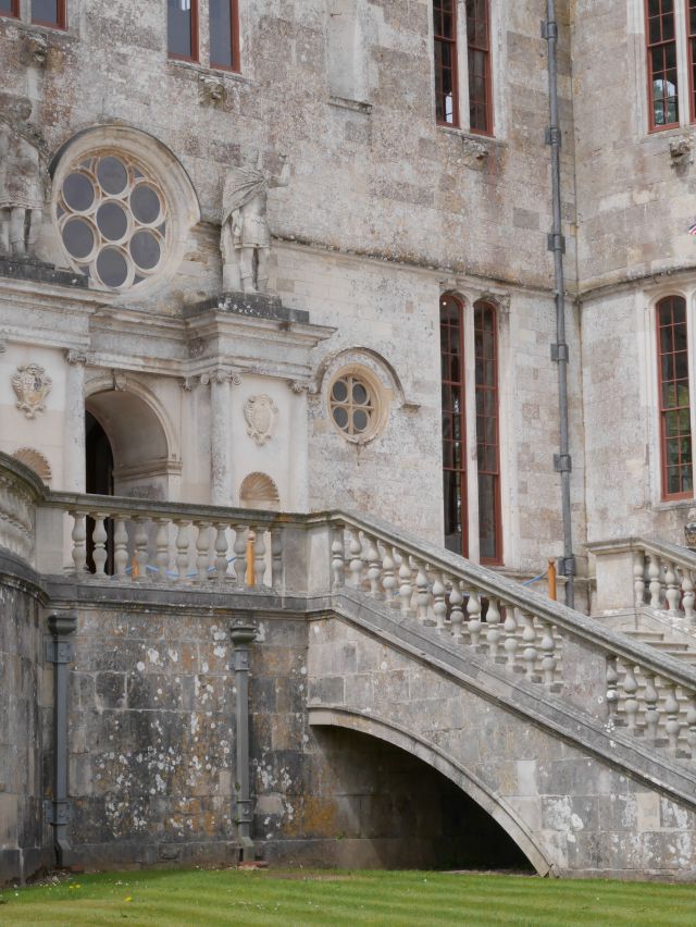 Lulworth Castle up close