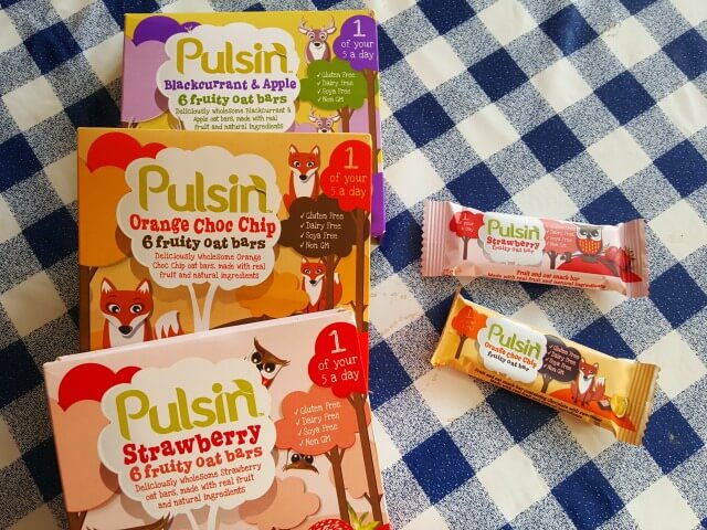 Pulsin fruity oat bars for kids