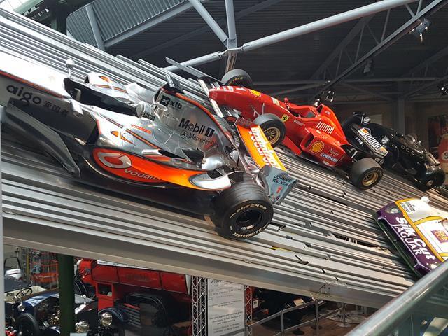 racing cars at beaulieu motor museum