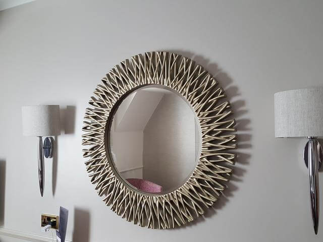 dunston hall mirror