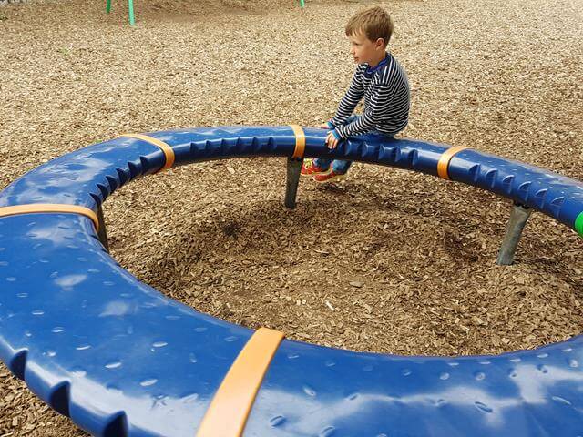 playground roundabout