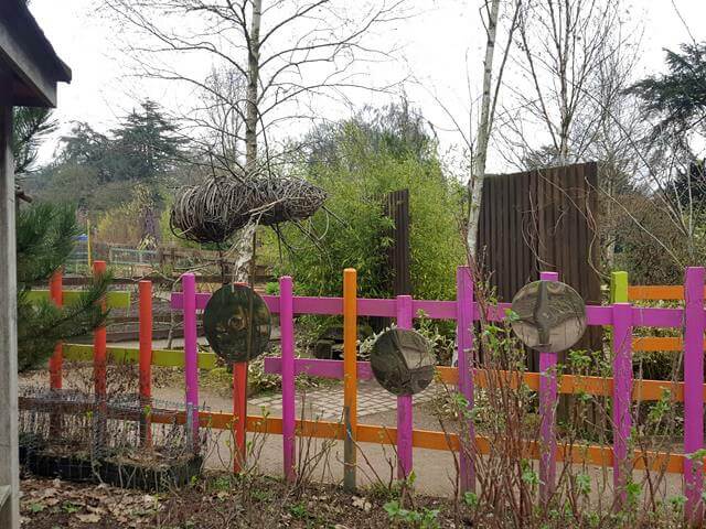 coloured fence at trentham sensory garden
