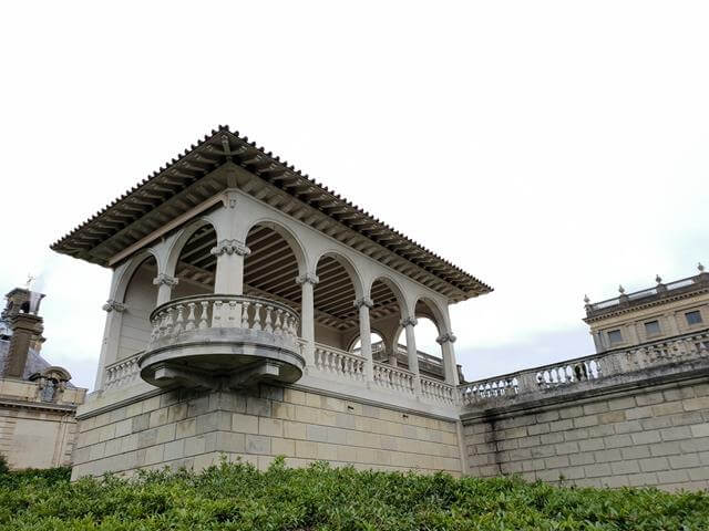 verona style balcony at cliveden