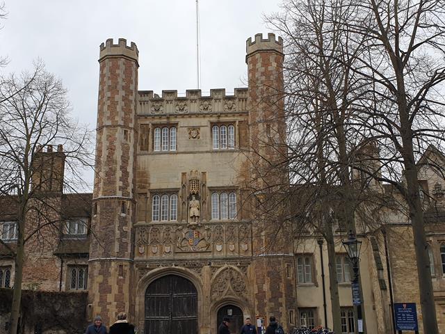 college building in Cambridge