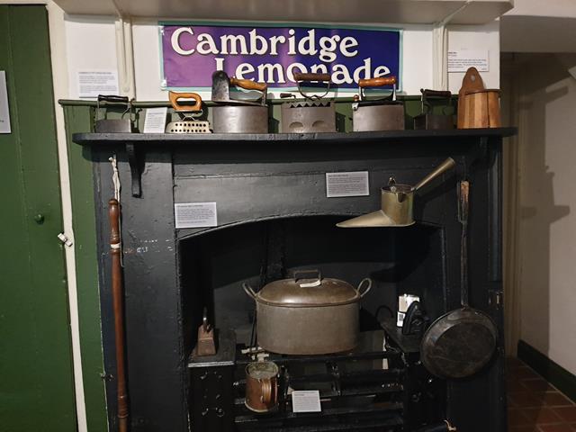 oven range in kitchen in museum of cambridge