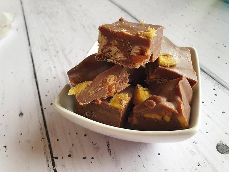 squares of banoffee fudge in a white dish