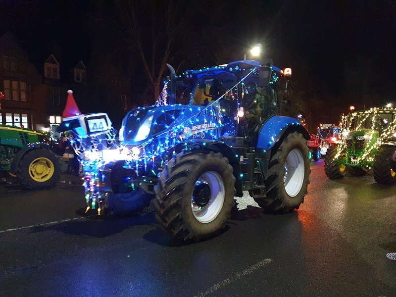 new holland decorated for christmas tractor run