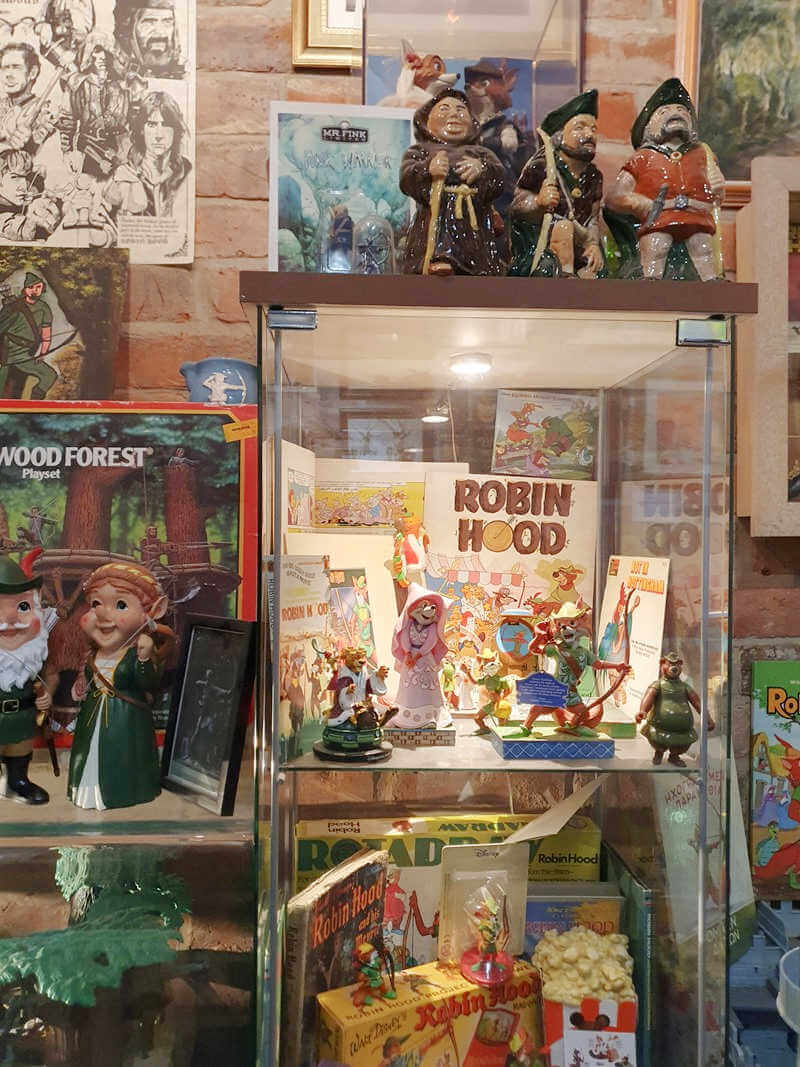 robin hood memorabilia and toys