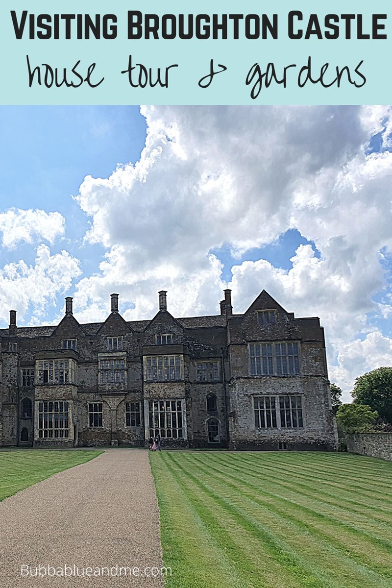 Visiting Broughton Castle – tour and gardens