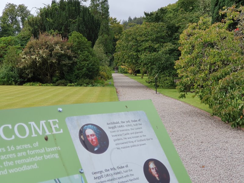 inveraray castle gardens and sign