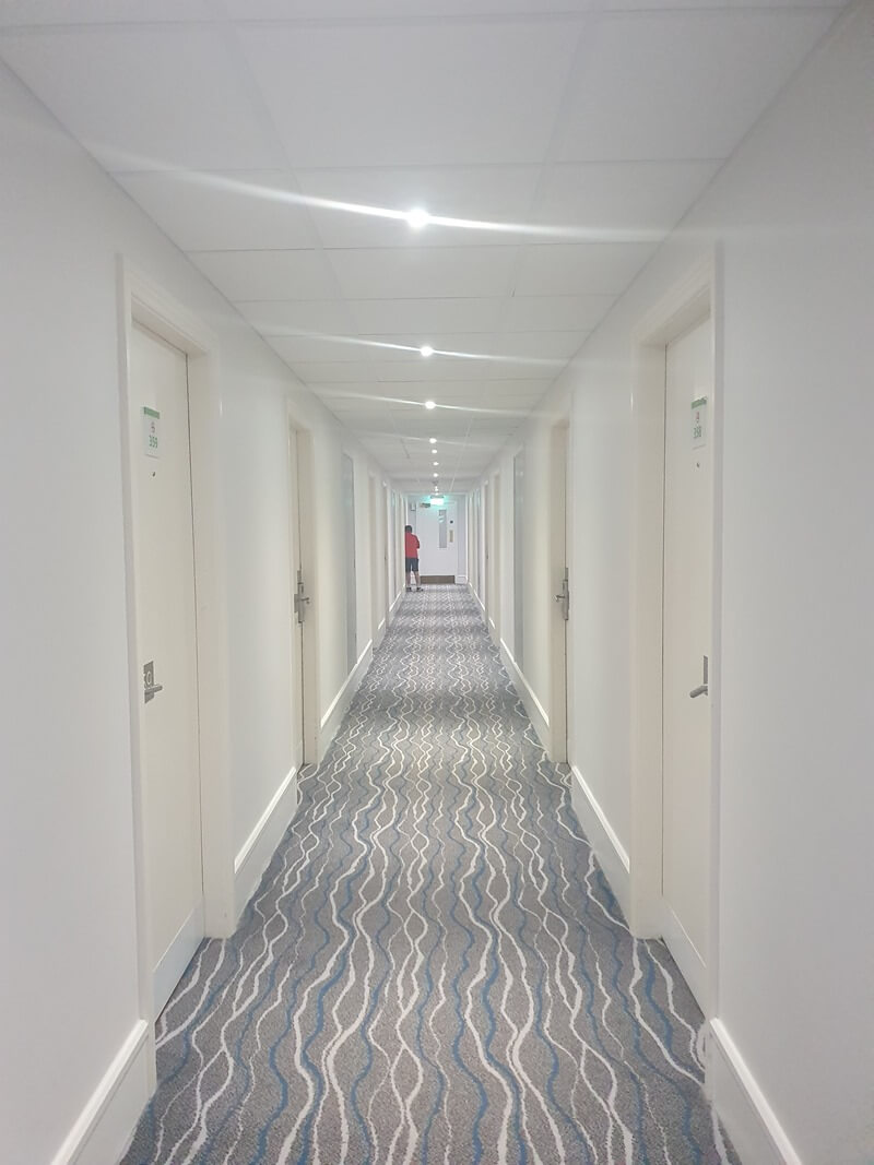 white corridors at holiday inn lancaster