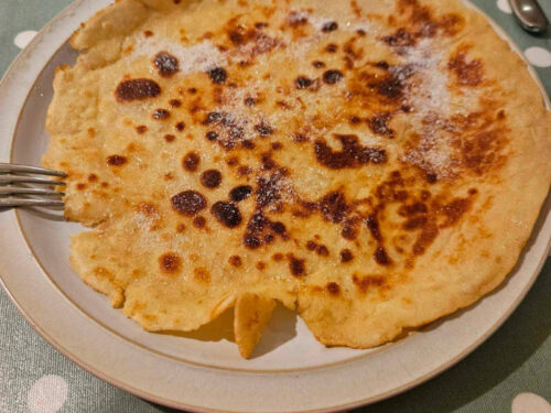 pancake with lemon and sugar