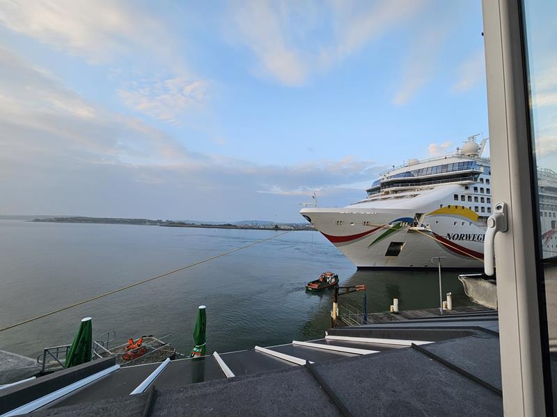 cruise ship arriving at Cobh