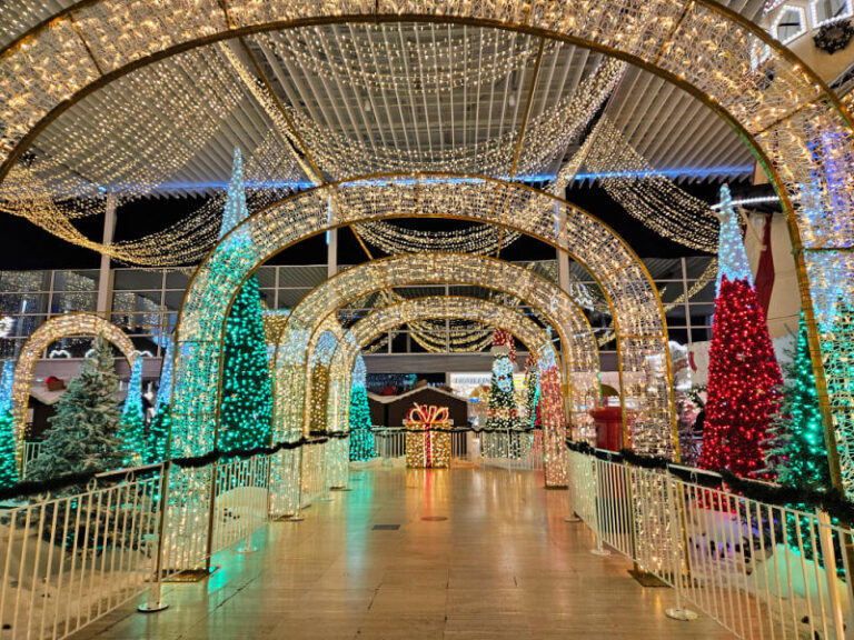 christmas decorations in milton keynes