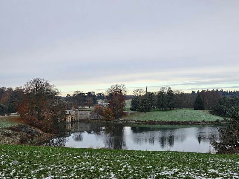 reflections in the lake at Blenhiem