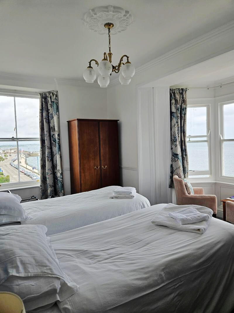 Seaview twin room at queens hotel penzance